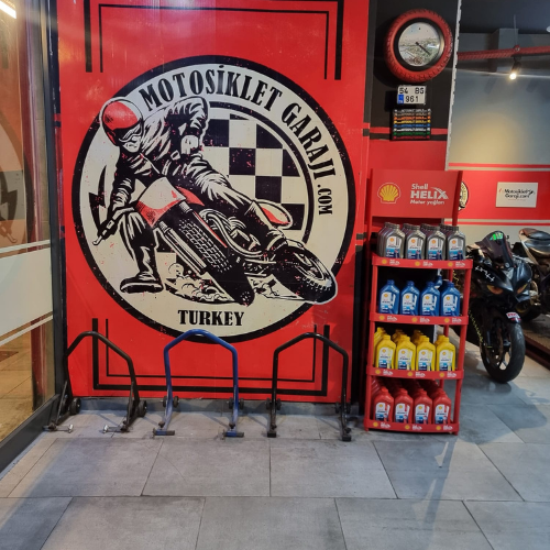 İstanbul’daki servisimiz, CF Moto 250SR’inizin elektriksel sorunlarını en hızlı ve profesyonel şekilde çözerek, güvenli ve keyifli bir sürüş deneyimi sunar.