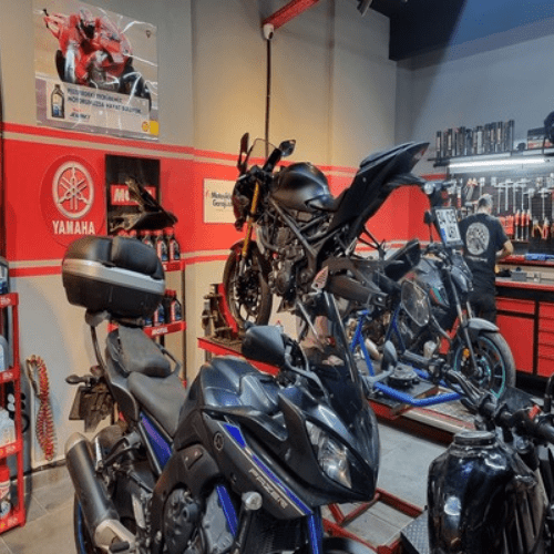 tum-motosikletler-ekspertiz-garaji-istanbul (71) Orijinal ve Performans Odaklı: Anlas Lastik Satış ve Değişim